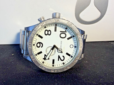 NIXON THE 51-30 Tide Watch Silver/White