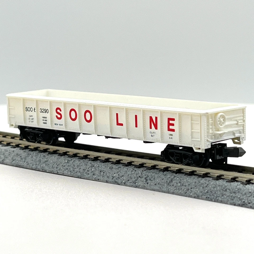 Model Power N Scale 3063 Soo Line 50ft Outer Brace Steel Gondola 63290 - Image 2 of 4