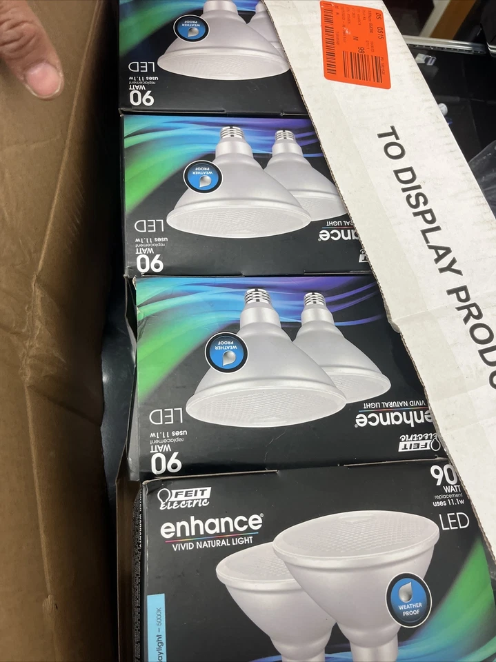 Feit Electric PAR38DM/950CA/2 120V 11.1W 5000K 1000 Lumens PAR38 LED Bulb 8pk - Image 3 of 4