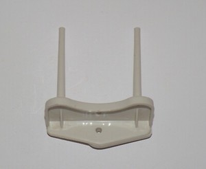 Nähmaschinen Garnrollenhalter, Kunststoff cremeweiß, 29mm Bohr. Abstand! GH7A