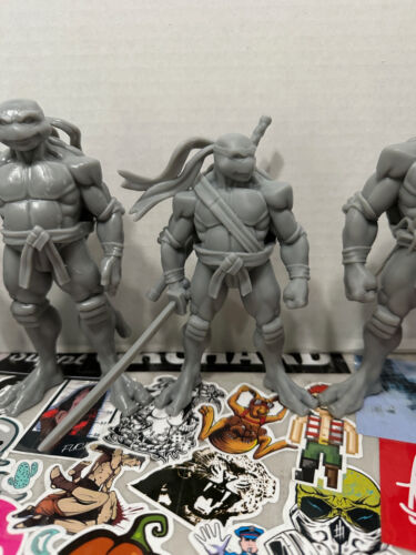 Custom unpainted 3D printed TMNT statues - Picture 4 of 5