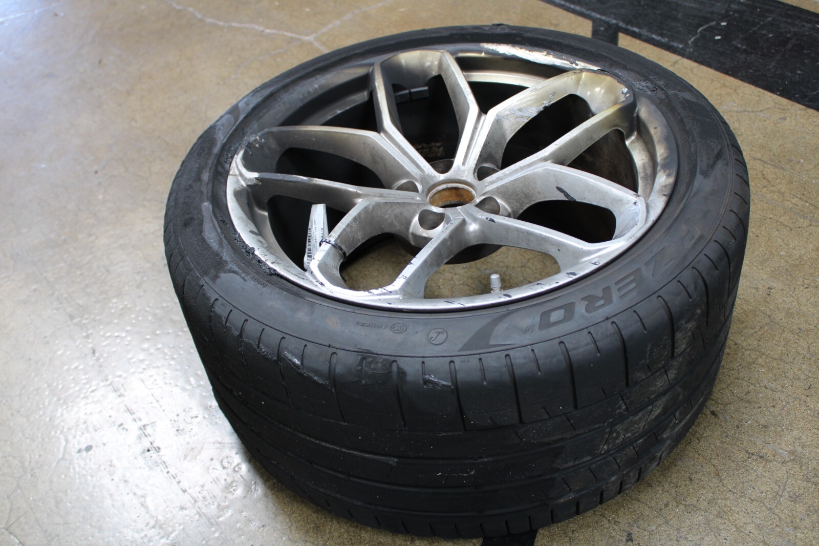 Lamborghini Huracan, LP 580, Rear Wheel, Used, Fire Dmg, P/N 4T0601017K