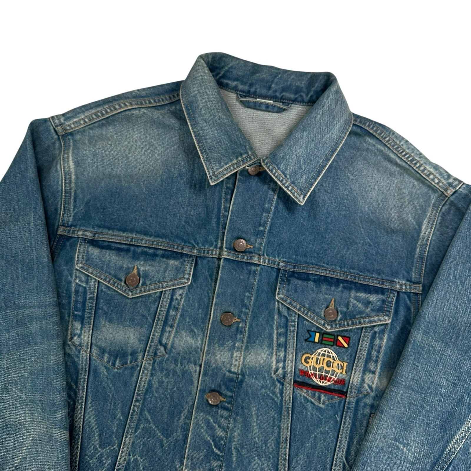 Giacca denim Gucci taglia L blu Gucci bandiere mondiali logo ricamato bottoni
