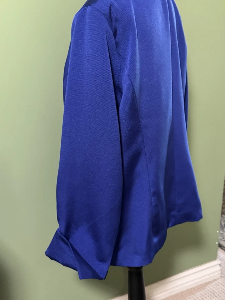 Jaqueta Victor Costa feminina média L/S azul botões ocultos totalmente forrada (B9)PMTD - Imagem 4 de 4