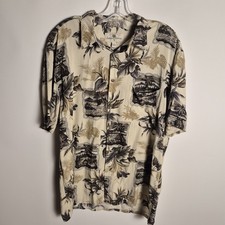 Island Shores M L Hawaiian Rayon Tropical Island Aloha Button Up Shirt