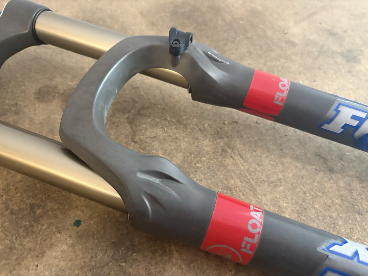 Fox Float 32 RLC 140mm Suspension Fork 26” Wheels Mountain Bike 26