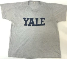 Vintage 1980s Yale University Ivy League T Shirt Screen Stars Single Stitch Med.