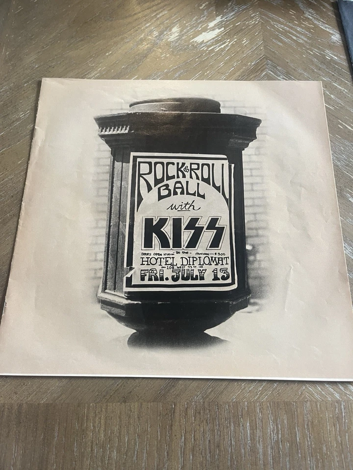 KISS - The Originals COMPLETE 3 LP Vinyl Record Set UK Keel Pressing - Image 2 of 4