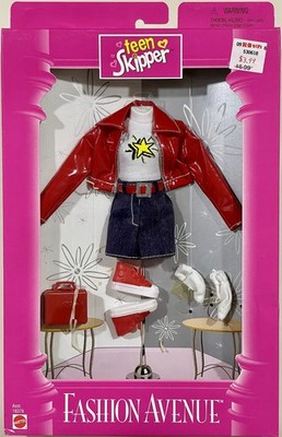 Teen Skipper red jacket and denim shorts, lunchbox Fashion Avenue 1997 New NRFB
