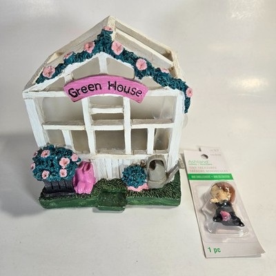 Ashland Lighted Greenhouse and Proposal Figurine Tiny Treasures