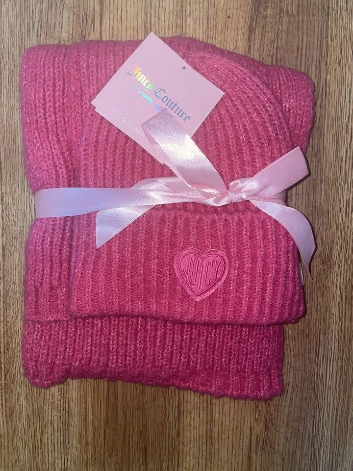 Juego de bufanda y sombrero de punto acanalado rosa Juicy Couture Foto 2 de 3