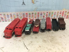 210 Lionel No. 1599 - Diesel-Engine-SET Texas Special 6  freight cars   027