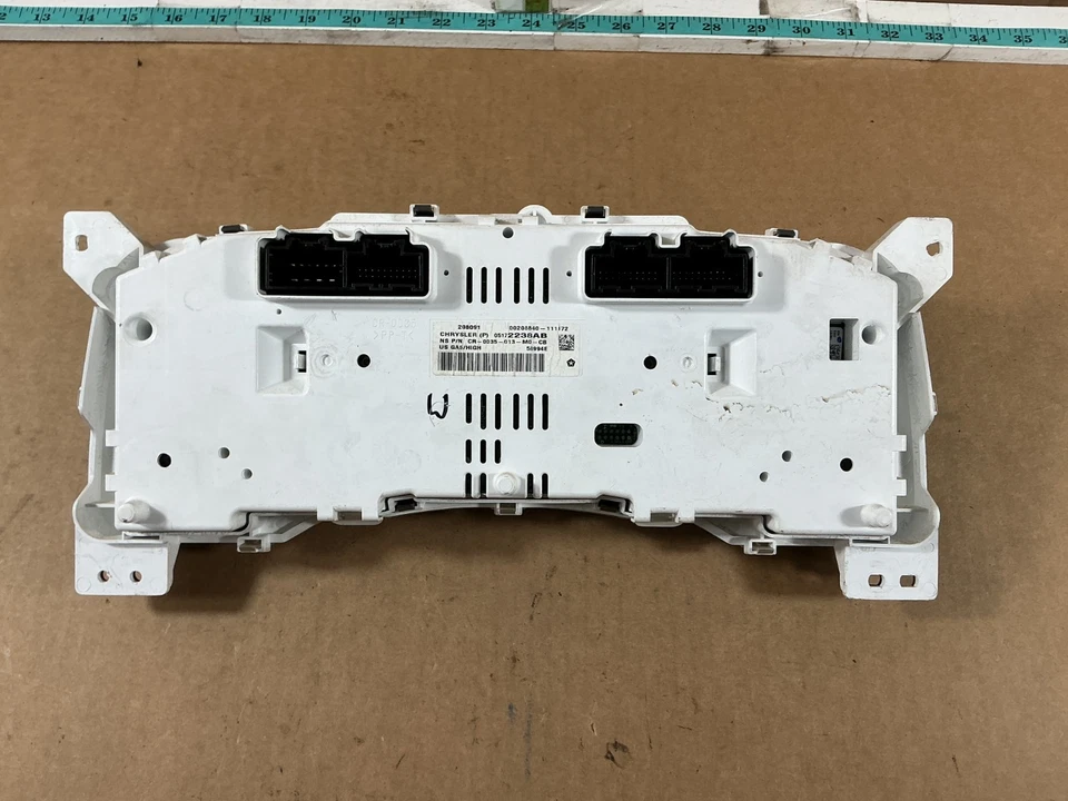 2007 Jeep Compass Patriot Speedometer Instrument Cluster 05172238AB OEM - Image 4 of 4