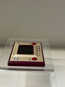 1981 Nintendo Game&Watch HELMET Very GOOD CONDITION WORKS GREAT