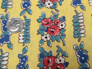Vintage Cotton Fabric Quilt Craft Floral on YELLOW Print 36" Remnant Estate 40s