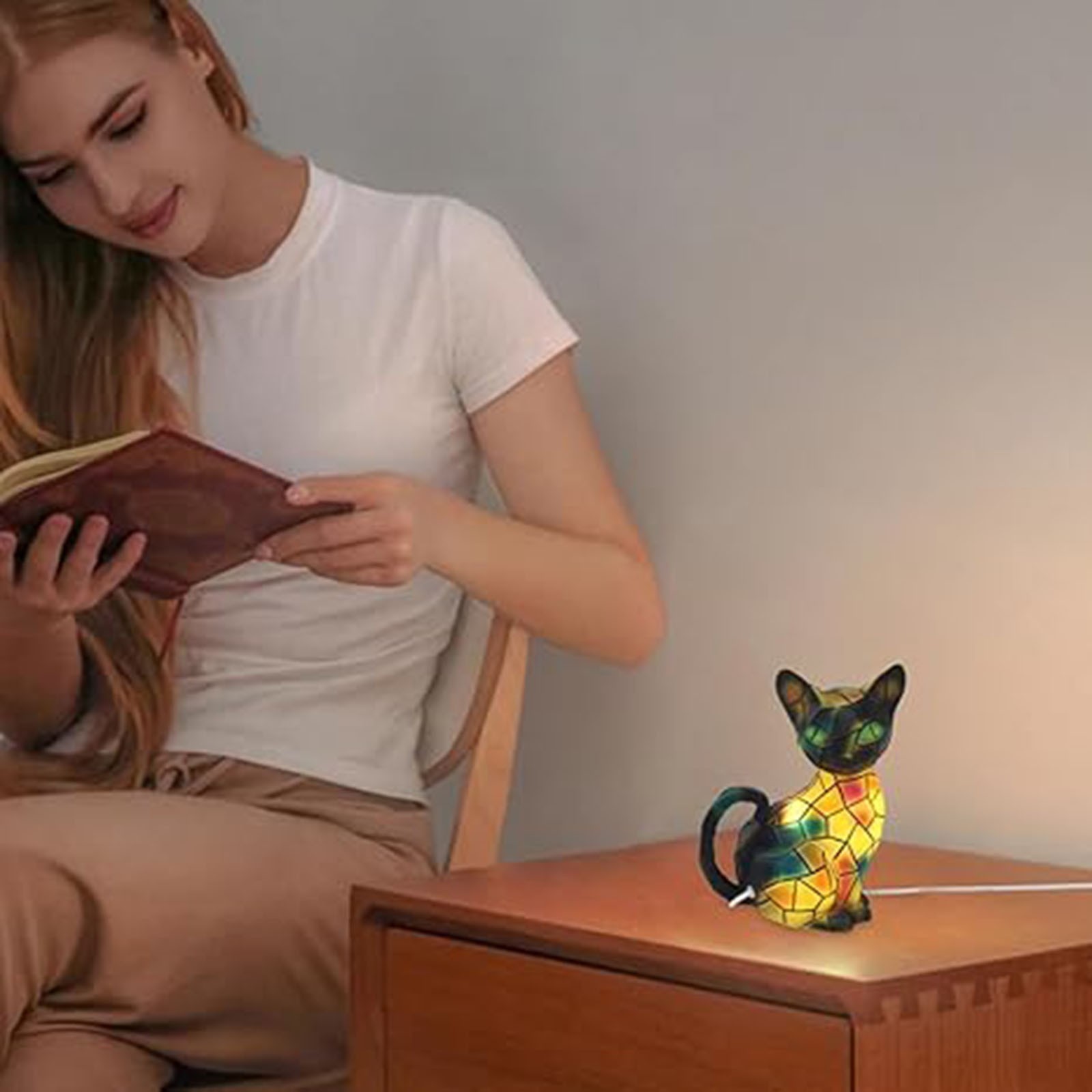Stained Glass Cat Night Light - 3D Resin Animal Table Lamp with Warm White LED -