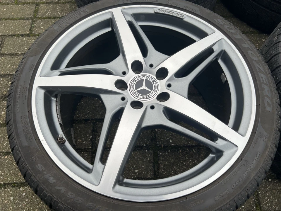 Mercedes AMG GT W190 C190 GT GTS 19 Zoll Winterräder Winterreifen Pirelli - Bild 4 von 4