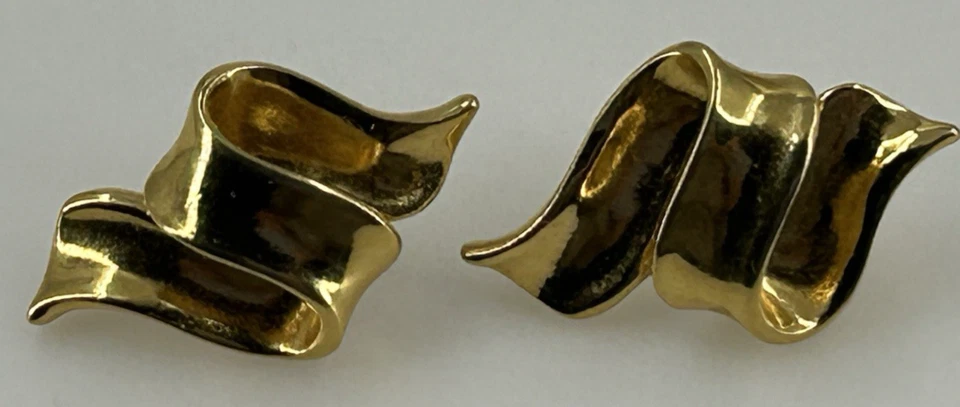 复古雅芳抛光金色丝带耳环穿孔耳钉珠宝首饰女式 — 第 2/4 张图片