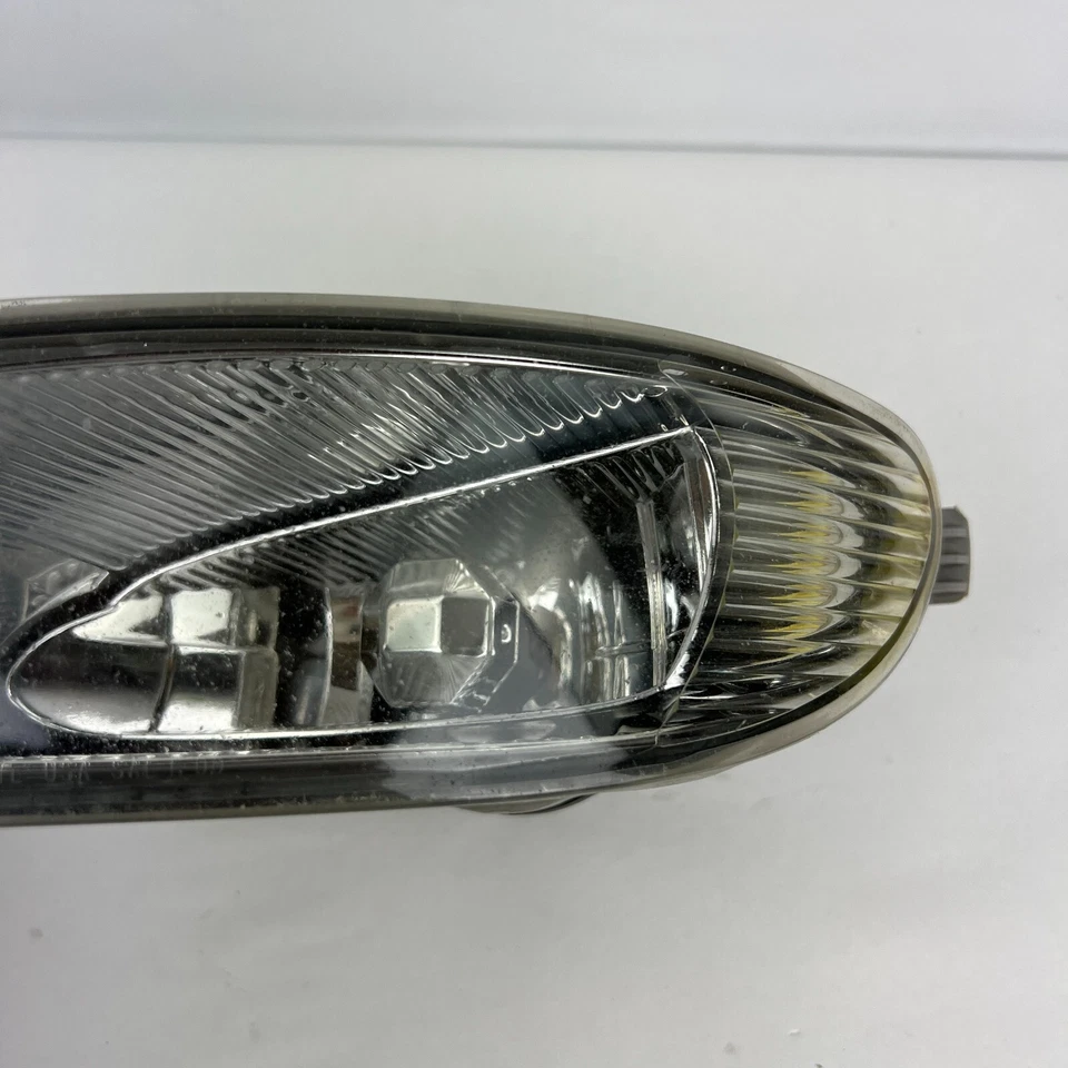 Faro antiniebla izquierdo conductor Toyota Corolla 2005 2006 2007 2008 OEM 81220-AA011 Foto 4 de 4