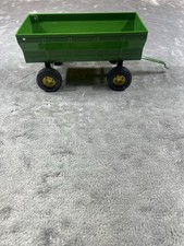 ERTL John Deere Diecast Plastic Farm Utility Trailer Wagon