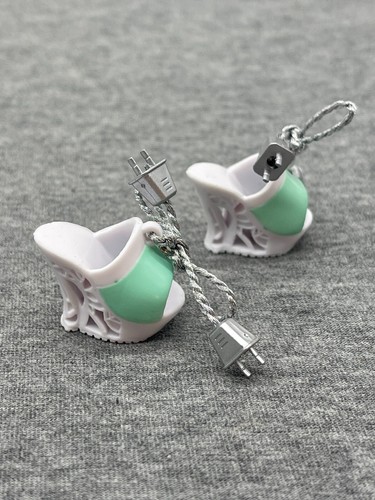 Shadow High Zooey Electra Doll Shoes White Green Heels Series 2 Rainbow High - Picture 1 of 8