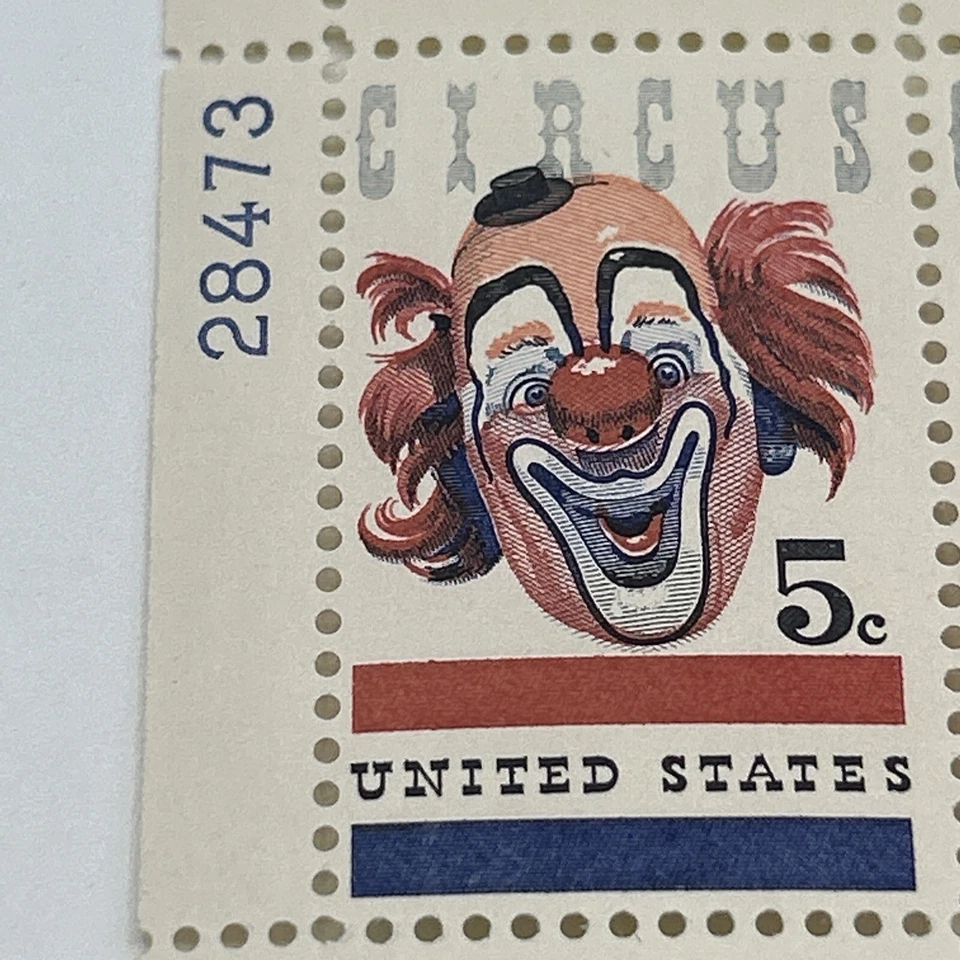 MNH US Postage 5¢ Clown Face ‘Circus’ 4 Stamp Plate Block - Image 2 of 4