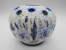 SUPERBE PIQUE FLEURS EN FAÏENCE DE NEVERS A. MONTAGNON JEAN J.M.