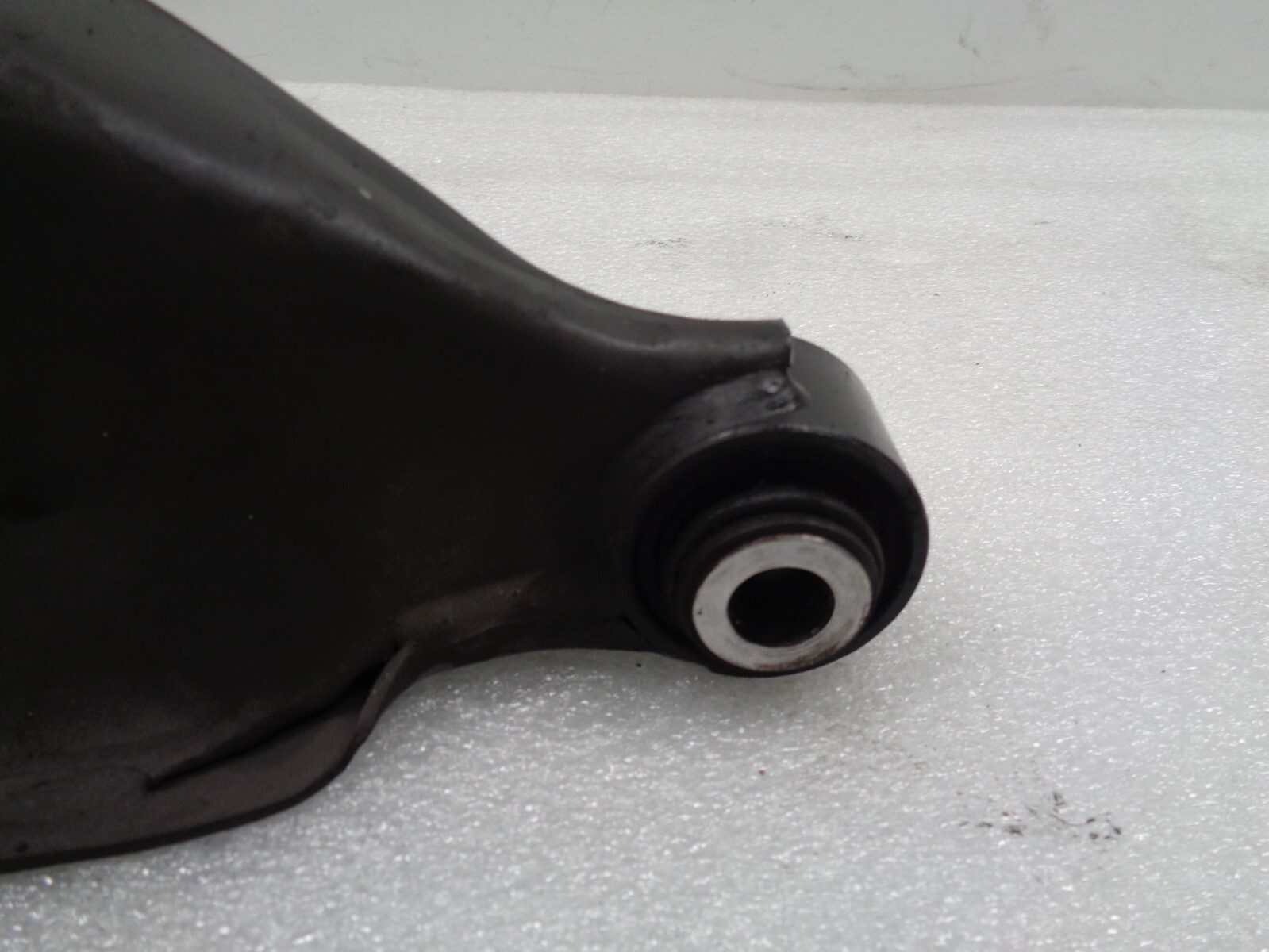 14-17 Maserati Ghibli Rear Right Side Lower Suspension Control Arm OEM AK240236
