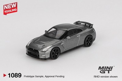 Mini GT 1:64 NISSAN GT-R 2013 Dark Metal Gray (NISMO R35 CRS