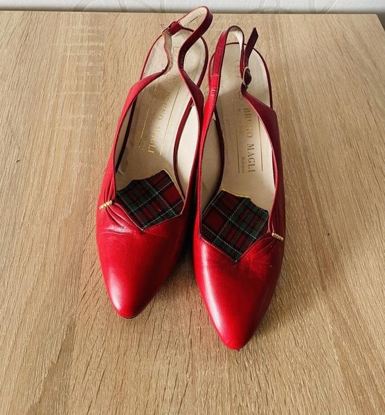 Women Bruno Magli Heels Red Leather 35