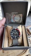 Seiko SKX009J Made In Japan divers watch 200m w/ black bezel & faded Pepsi 