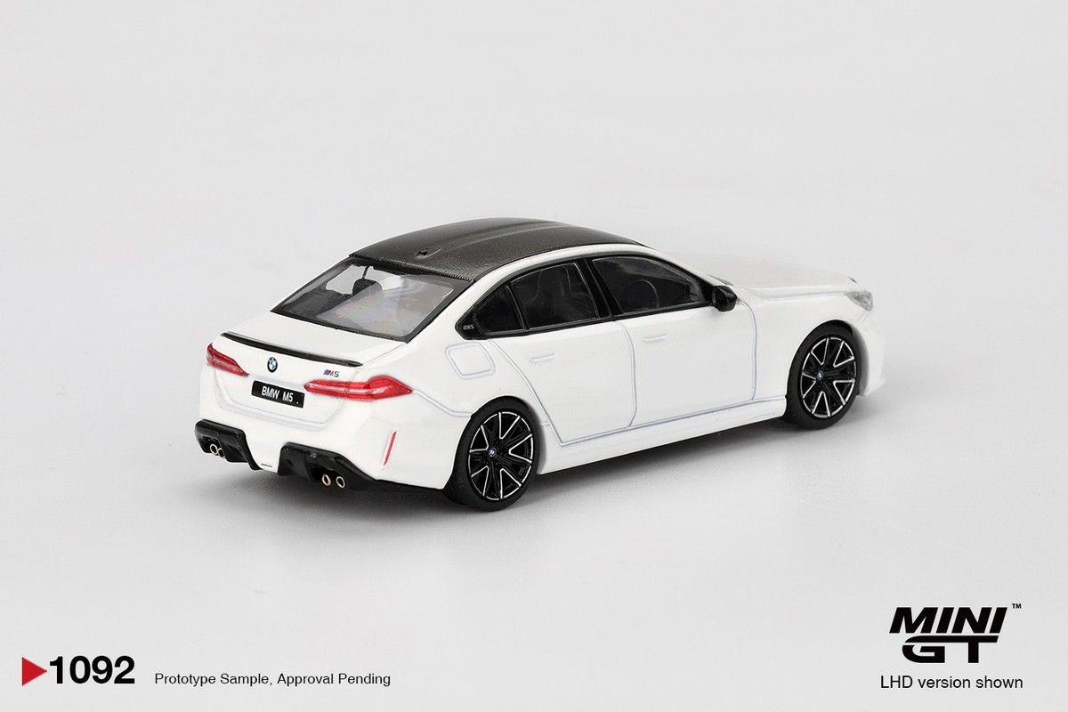 Mini GT 1:64 BMW M5 Alpine White #1092 | eBay