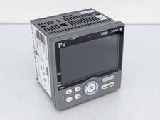 YOKOGAWA UT35A-NNN-11-UN PROCESS CONTROLLER