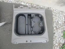 03-06 Tahoe Suburban Cup Holder in Console