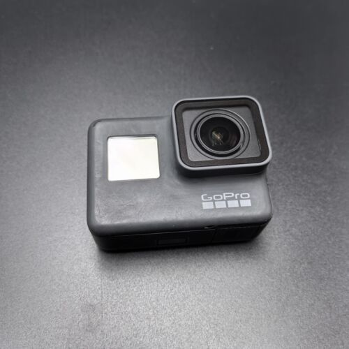 GoPro HERO 5 Action Camera 4K HD Touch Screen Camera with Accessories Black - Picture 4 of 8