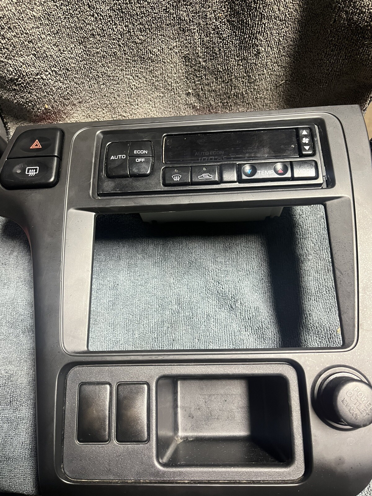2003 2004 NISSAN PATHFINDER RADIO BEZEL BLACK OEM Climate AC