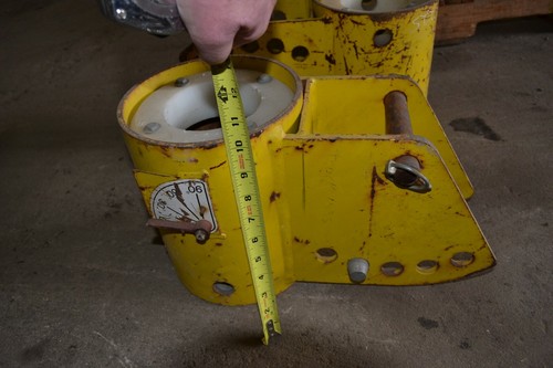 Altec Jib Bracket Material Handling Jib 4 Position Bolt On Replacement - Picture 4 of 6