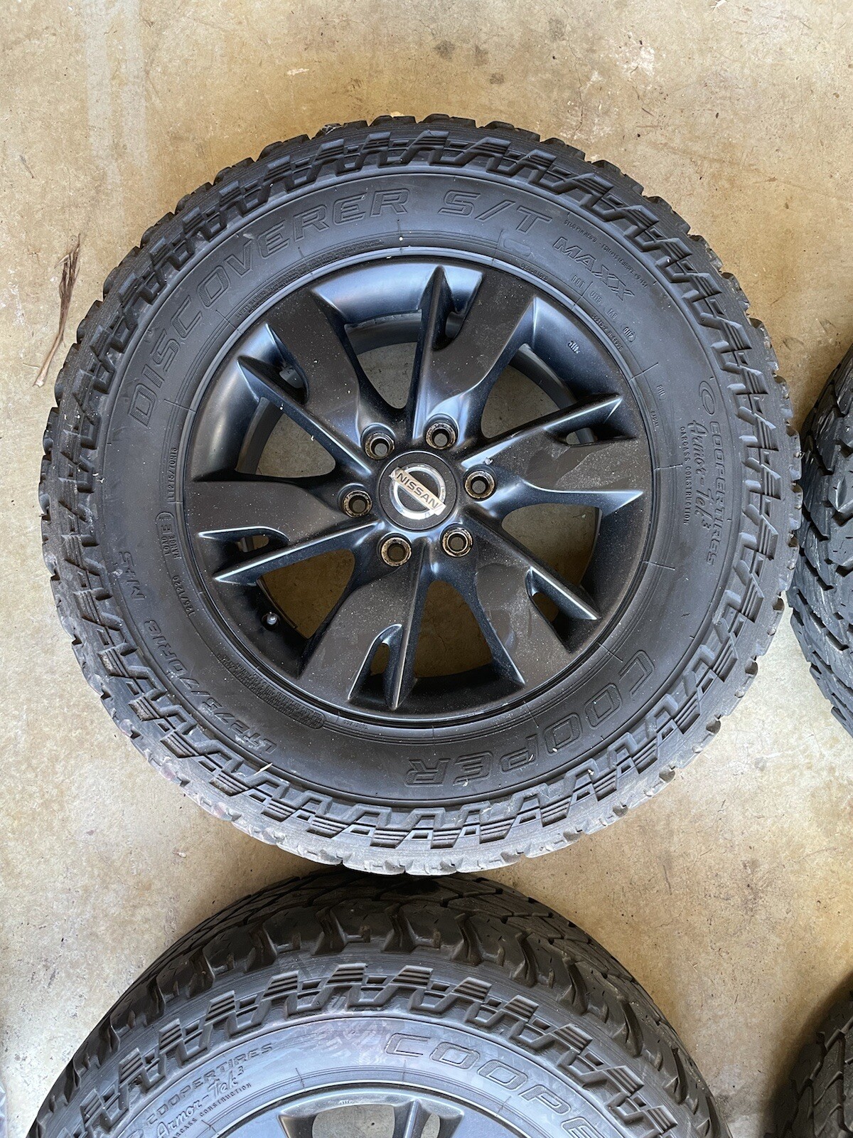 Picture 2 of 3