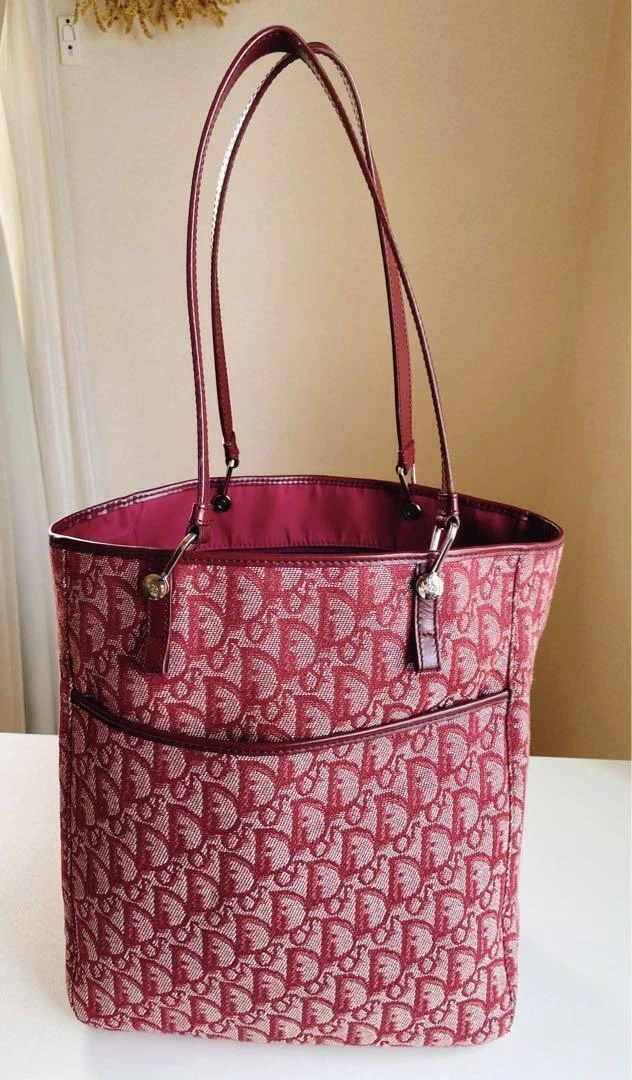 Sac fourre tout trotteur oblique Christian Dior excellent état aucun défaut