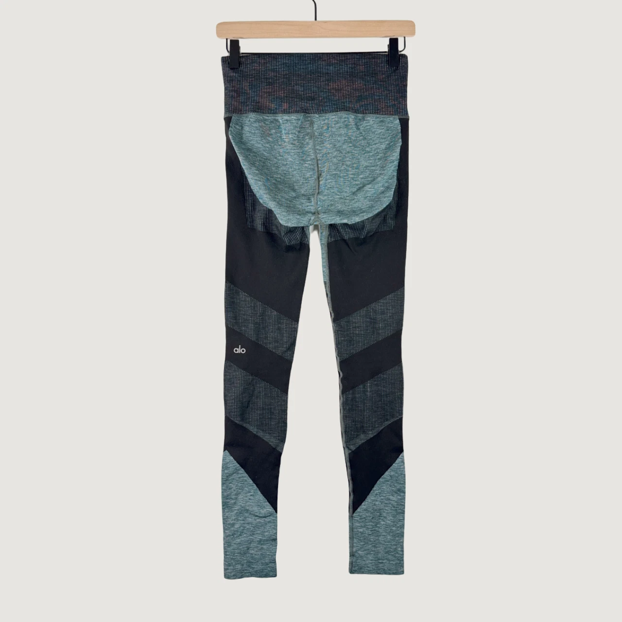alo-yoga high waisted seamless pull on stretch 