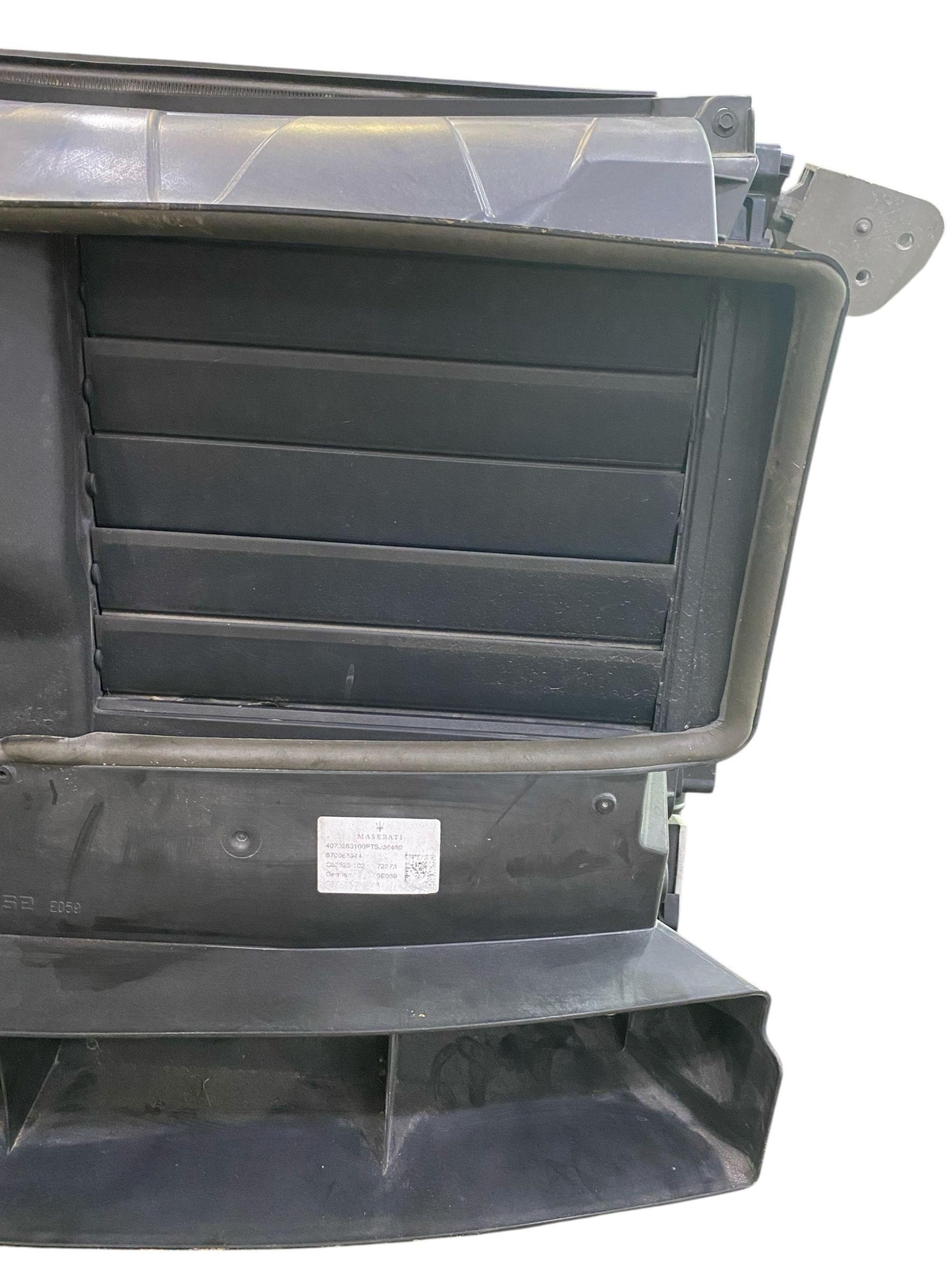 2017-2020 MASERATI LEVANTE M161 3.0L RADIATOR CONDENSER TRANS OIL COOLING FAN