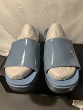 Vionic Womens Trista BLUE Solid Block Heel Shoes 9.5 PLATFORM FAB SUMMER SANDALS