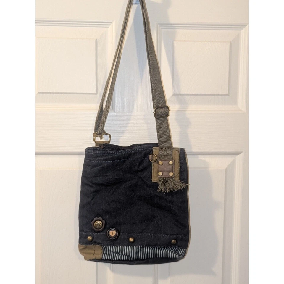 Chala Patch Crossbody Messenger Bag Denim Navy Blue METAL SLIM CAT gift Small - Image 2 of 4