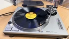 Technics SL-1200MK2 Quartz Direct Drive DJ Turntable Pitch Control w/ dust cover