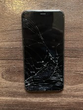 Apple IPhone XS 64gb. Rose Gold. *Broken Front Screen* (SIM locked)