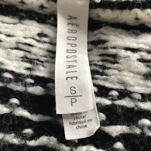 Aeropostale Womens Pullover Sweater black and white Cable Knit V Neck Ribbed S - Picture 3 of 22