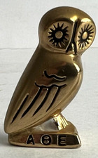 Highly collectable vintage miniture owl sculpture, solid brass 4.5x2.5x2 cm AOE.