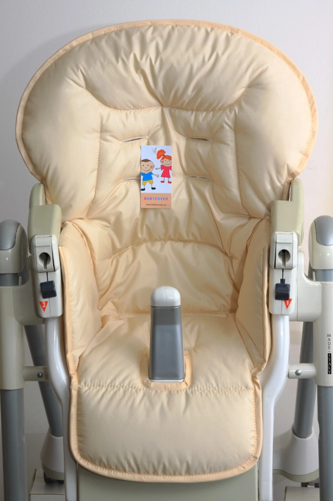 Peg Perego Diner high chair cover, Peg Perego Diner high chair cushion.
Opens in a new window or tab
