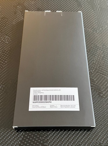 Genuine Porsche Driver Selection iPhone XR Black Cow Leather Phone Case New - Zdjęcie 3 z 3