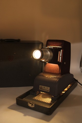 American Optical Company funktionierendes Vintage Delineascope Modell MC mit Koffer 2x2 Dia - Bild 13 von 14